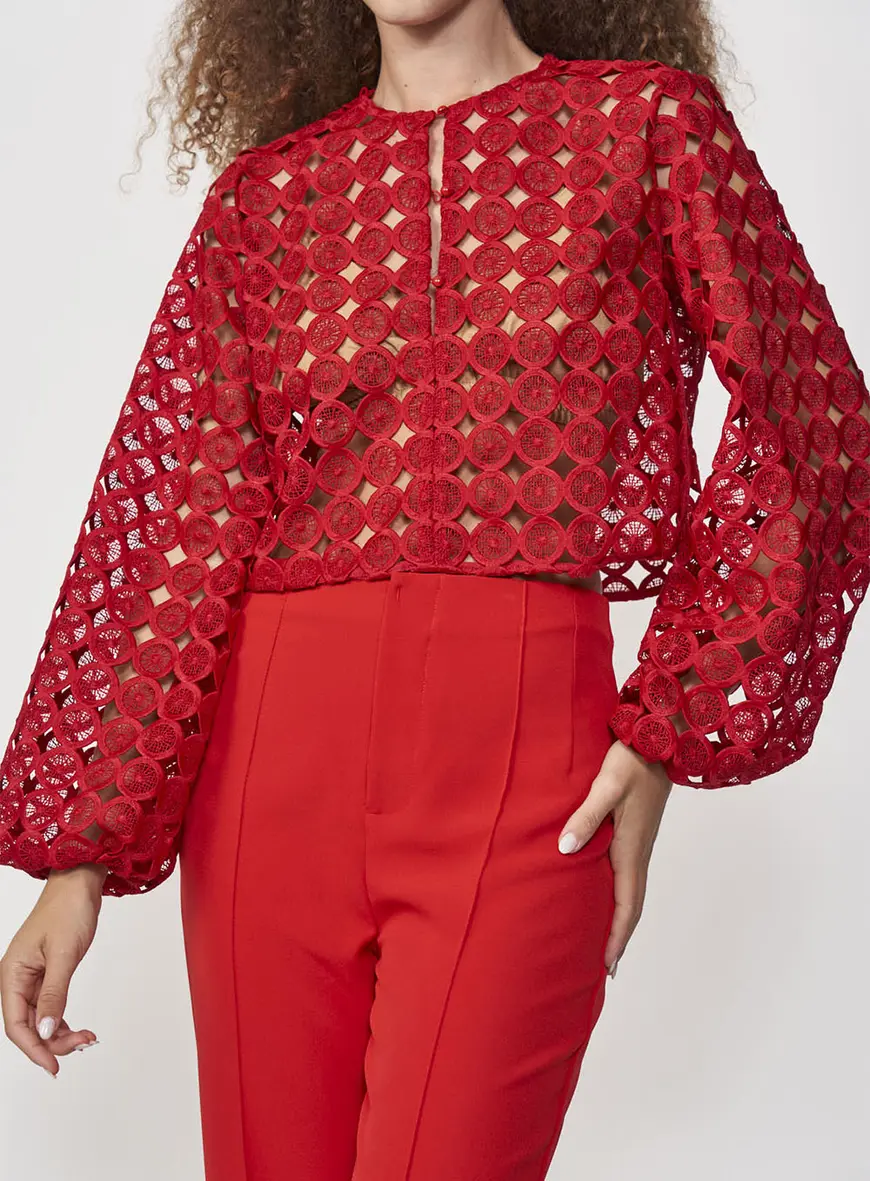 Blusa Feminina Bordada Encurtada Manga Longa