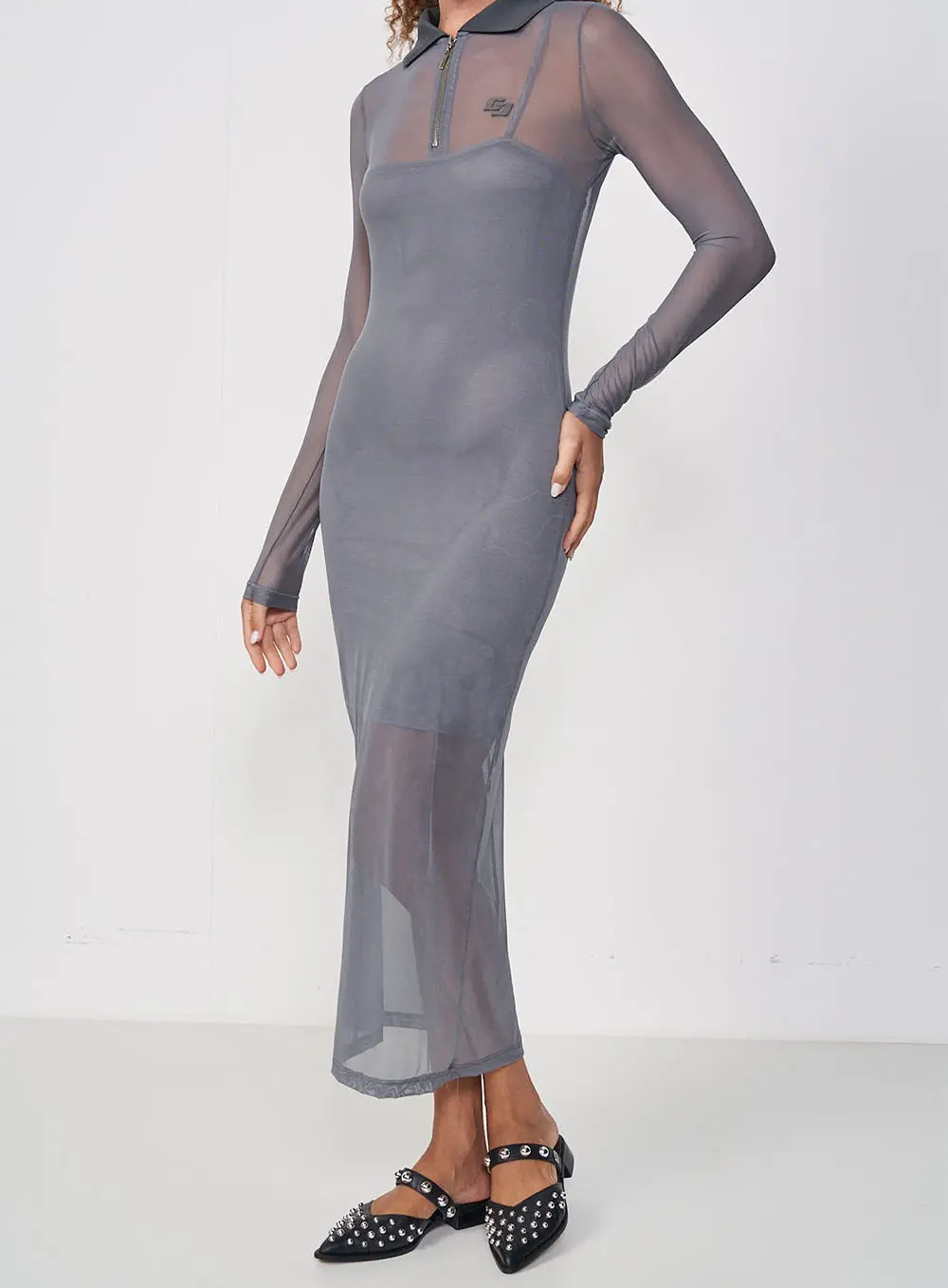 Vestido Tule Midi Justo Com Forro Gola Polo Cinza