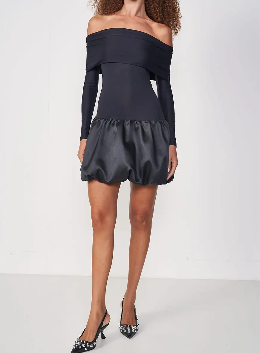 Vestido Justo Ombro A Ombro Saia Balonê