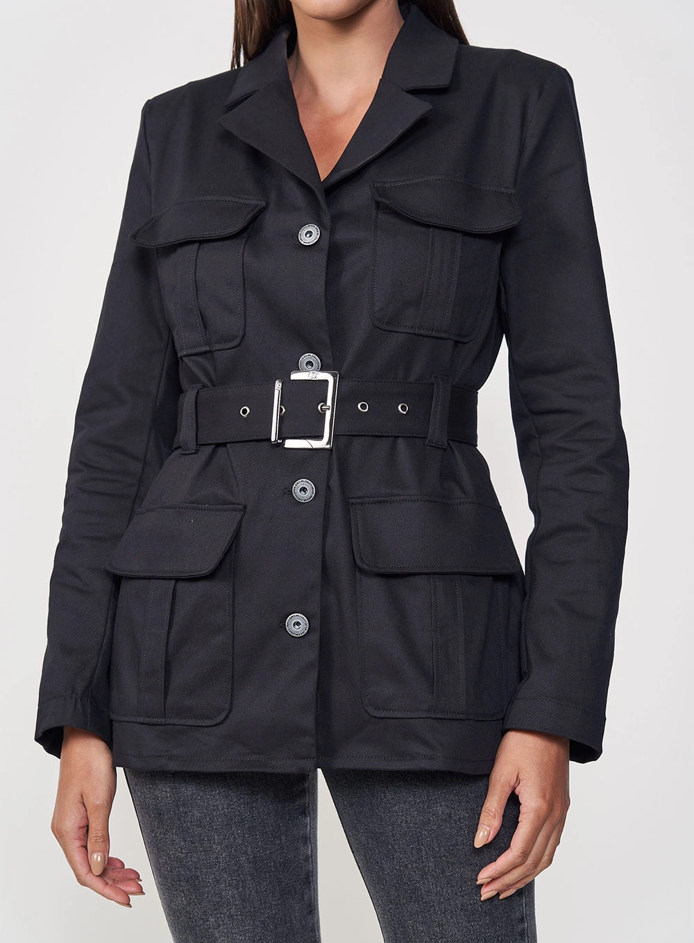 Blazer Feminino Utilitário Com Cinto Preto
