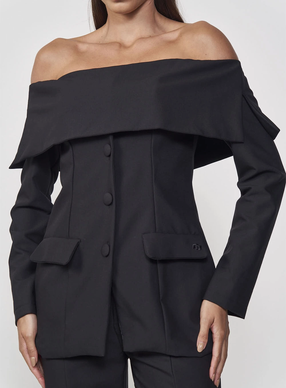Blazer Feminino Alfaiataria Ombro A Ombro Preto