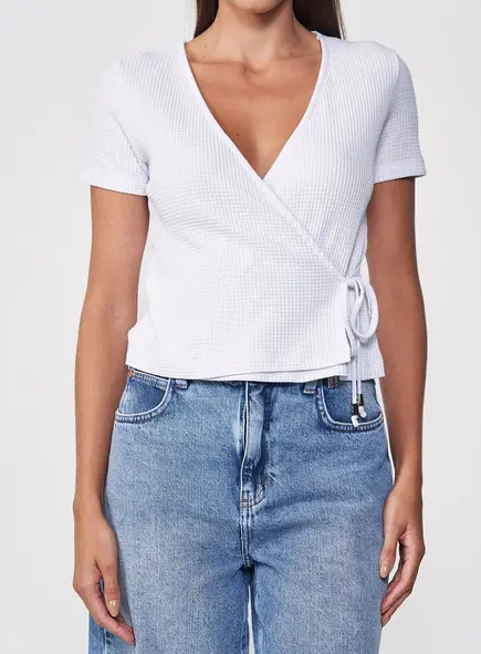 Blusa Comfort Com Transpasse E Amarração Lateral