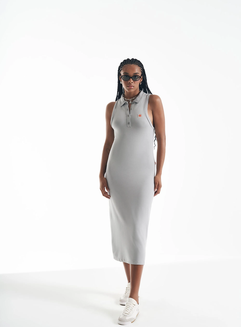 Vestido Polo Midi Com Logo E Fenda Cinza 1