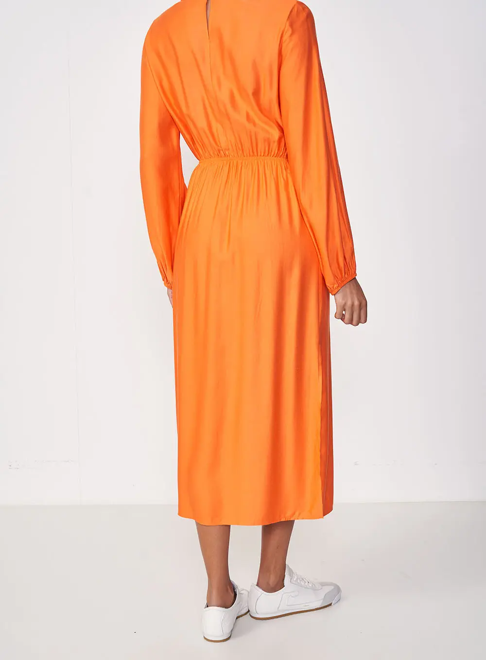 Vestido Comfort Manga Longa Acinturado Laranja 2