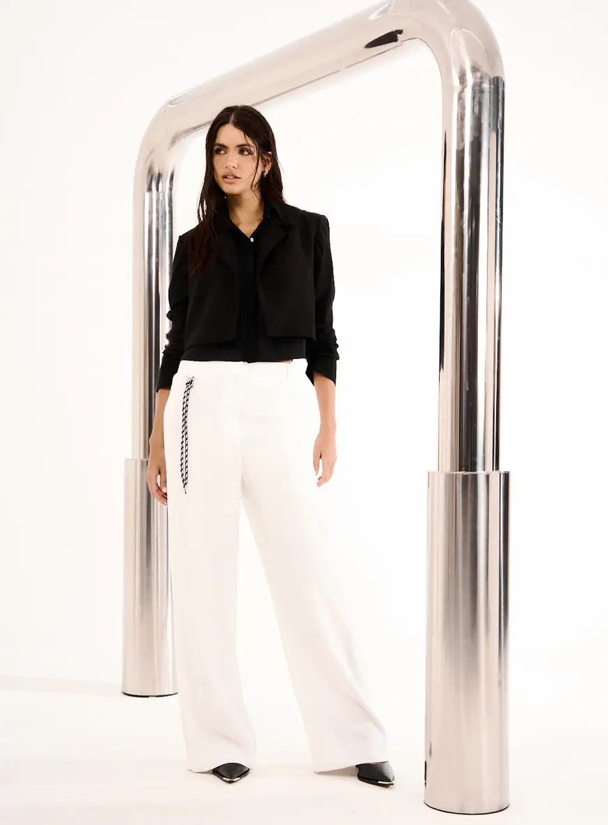 Calça Feminina Wide Leg Off Shell 1