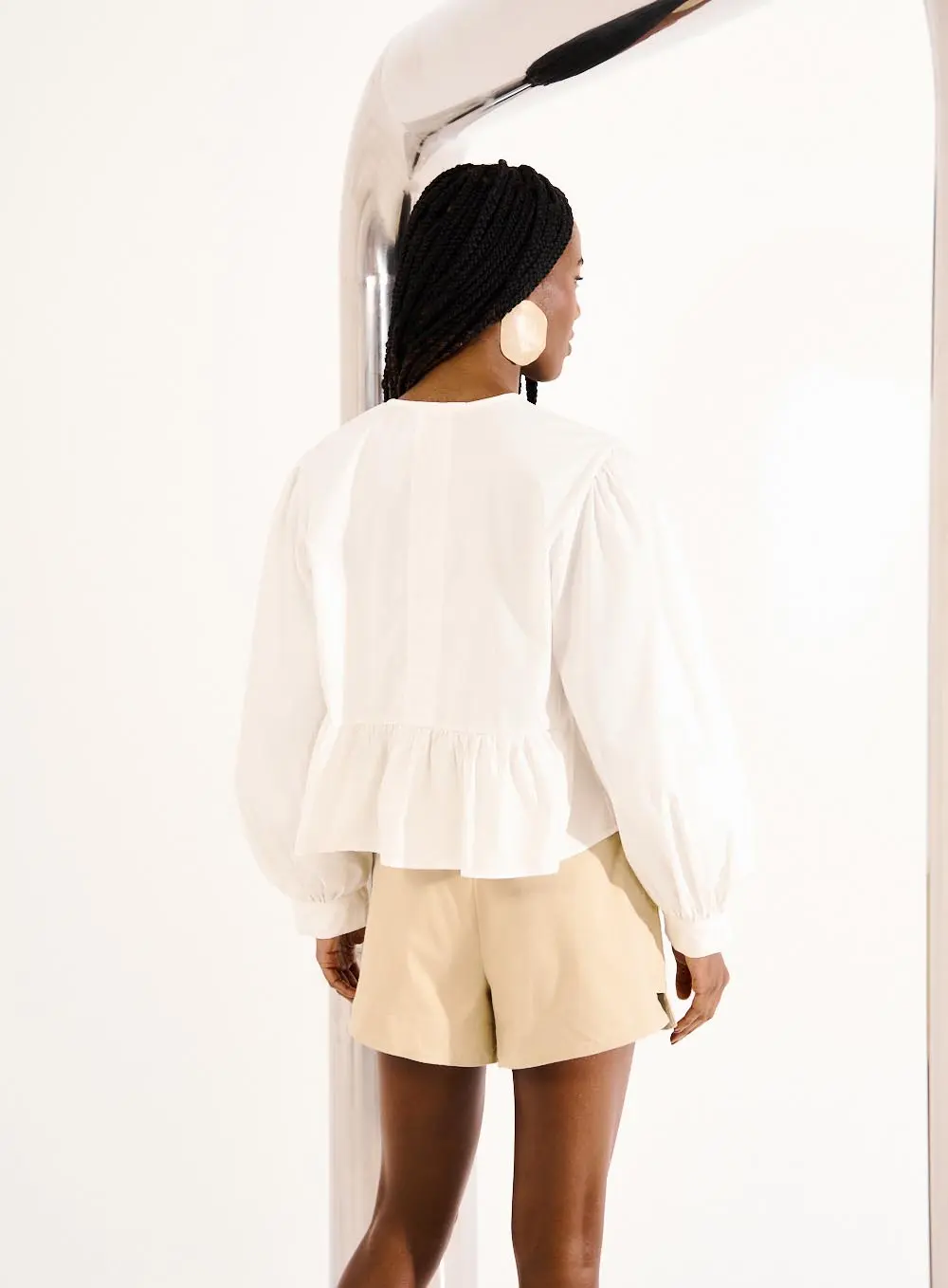 Blusa Feminina Loose Decote V Off Shell 3