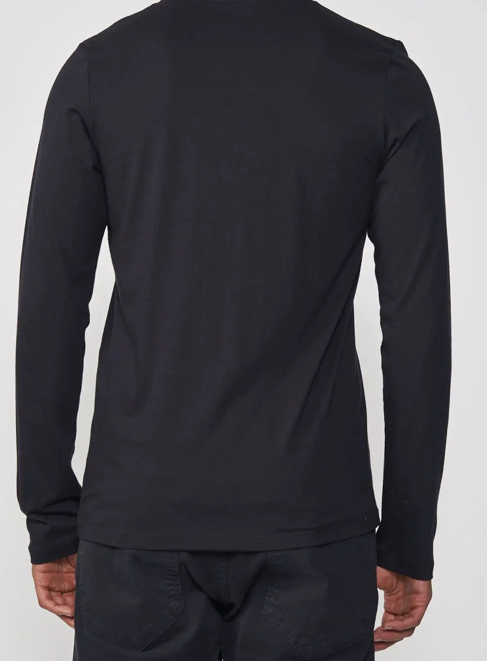Camiseta Masculina Reta Manga Longa Preto