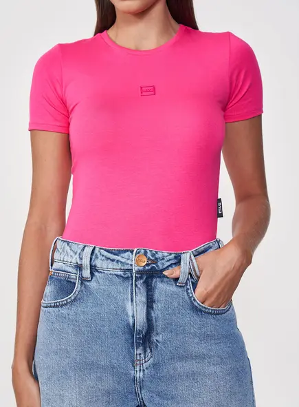 Camiseta Feminina Baby Look Com Logo