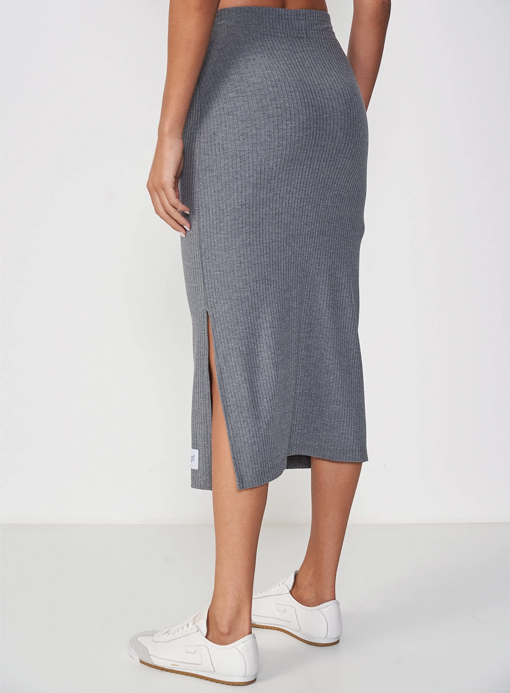 Saia Midi Rib Comfort Cinza