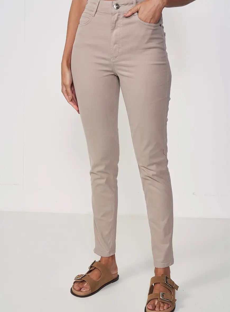 Calça Skinny Nude Essencial