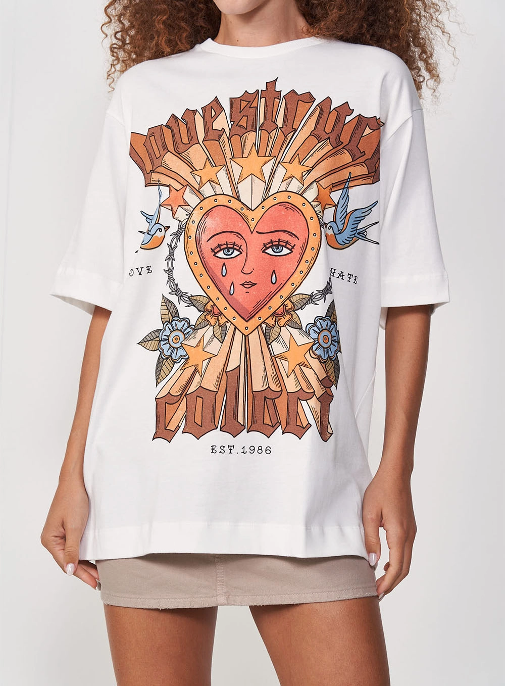 Camiseta Feminina Oversized Estampada Off Shell