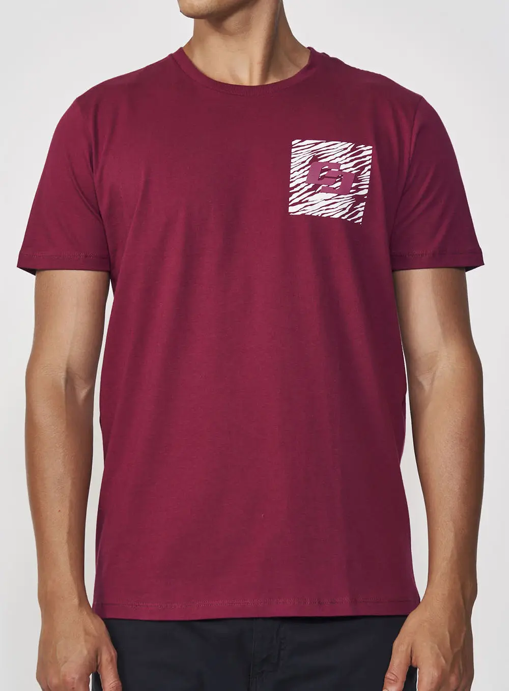 Camiseta Com Detalhe Estampado Bordô