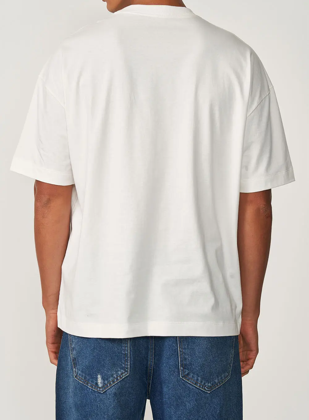 Camiseta Masculina Reta Mangas Amplas Off Shell