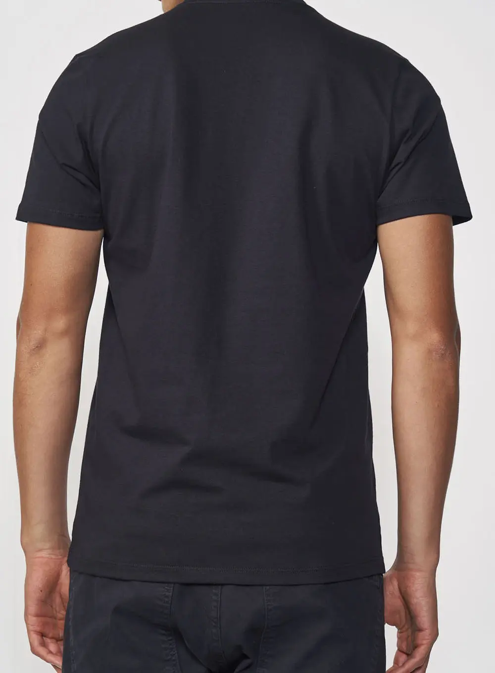Camiseta Masculina Reta Manga Curta Preto