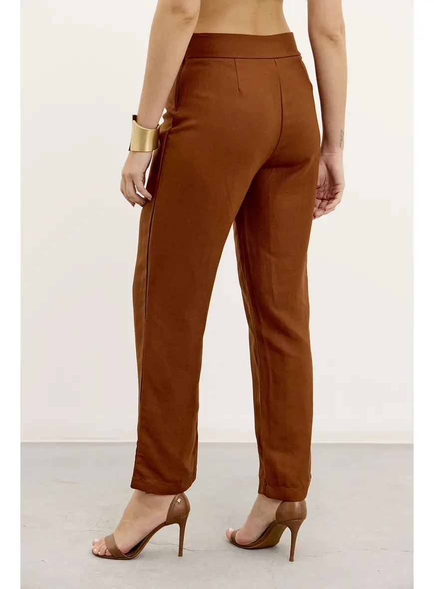 Calça Feminina Reta Linho Marrom 2