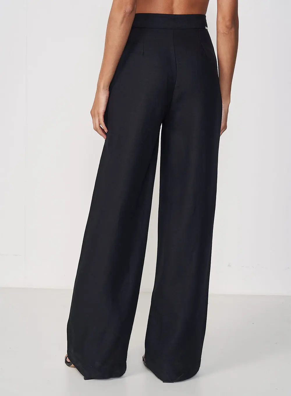 Calça Linho Alfaiataria Joana Preto