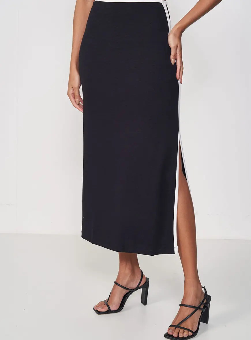 Saia Midi Com Fenda Lateral