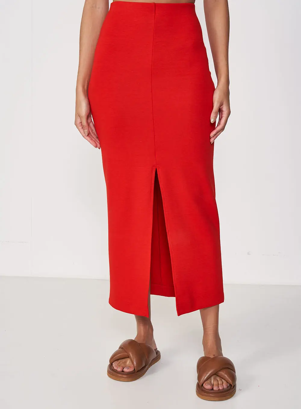 Saia Midi Com Fenda Vermelho