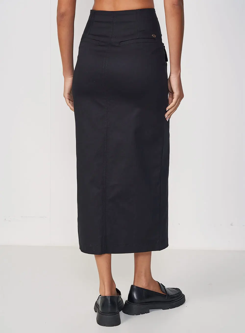 Saia Midi Cargo Preto