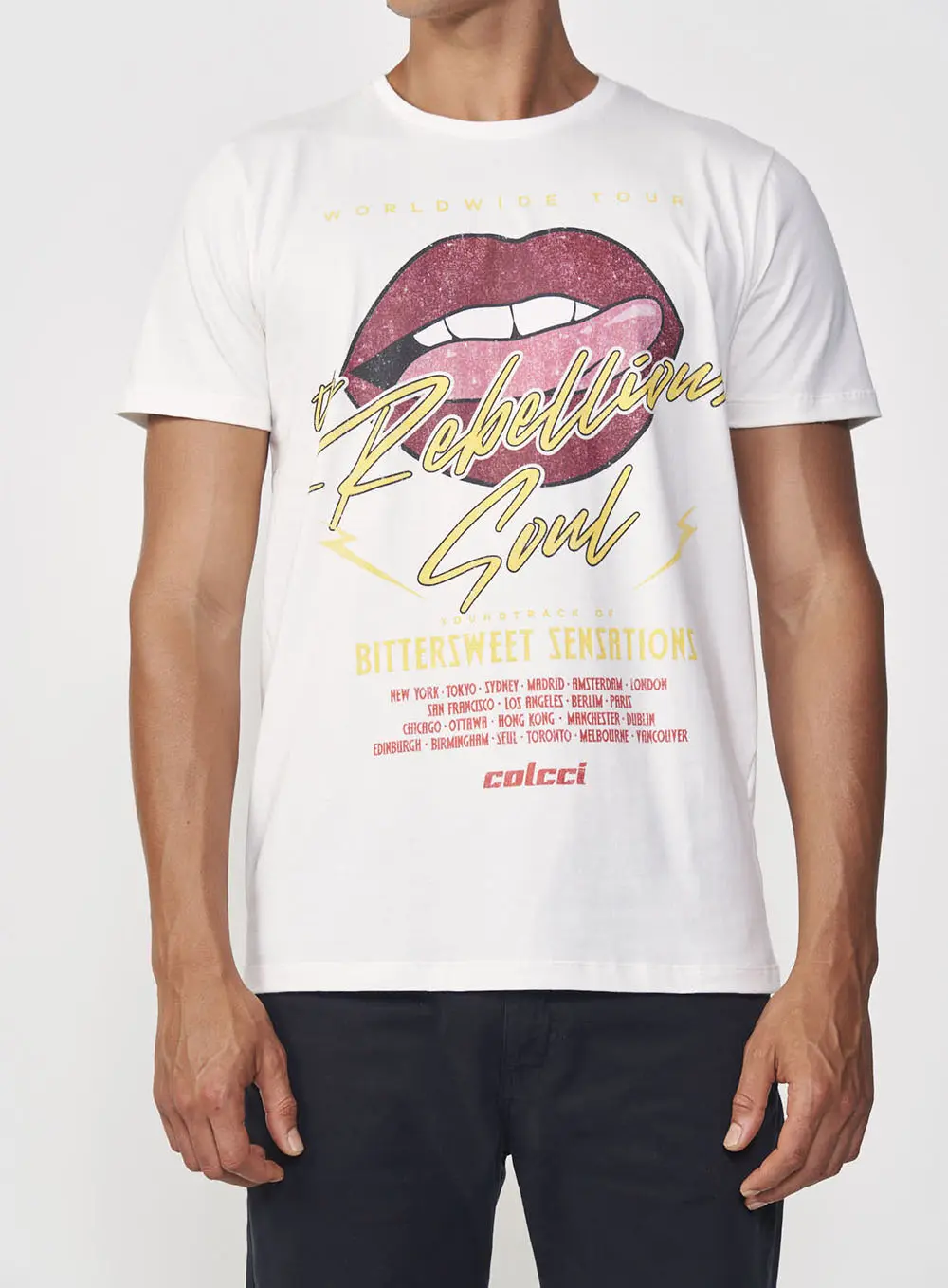 Camiseta Rebellion Soul Off Shell