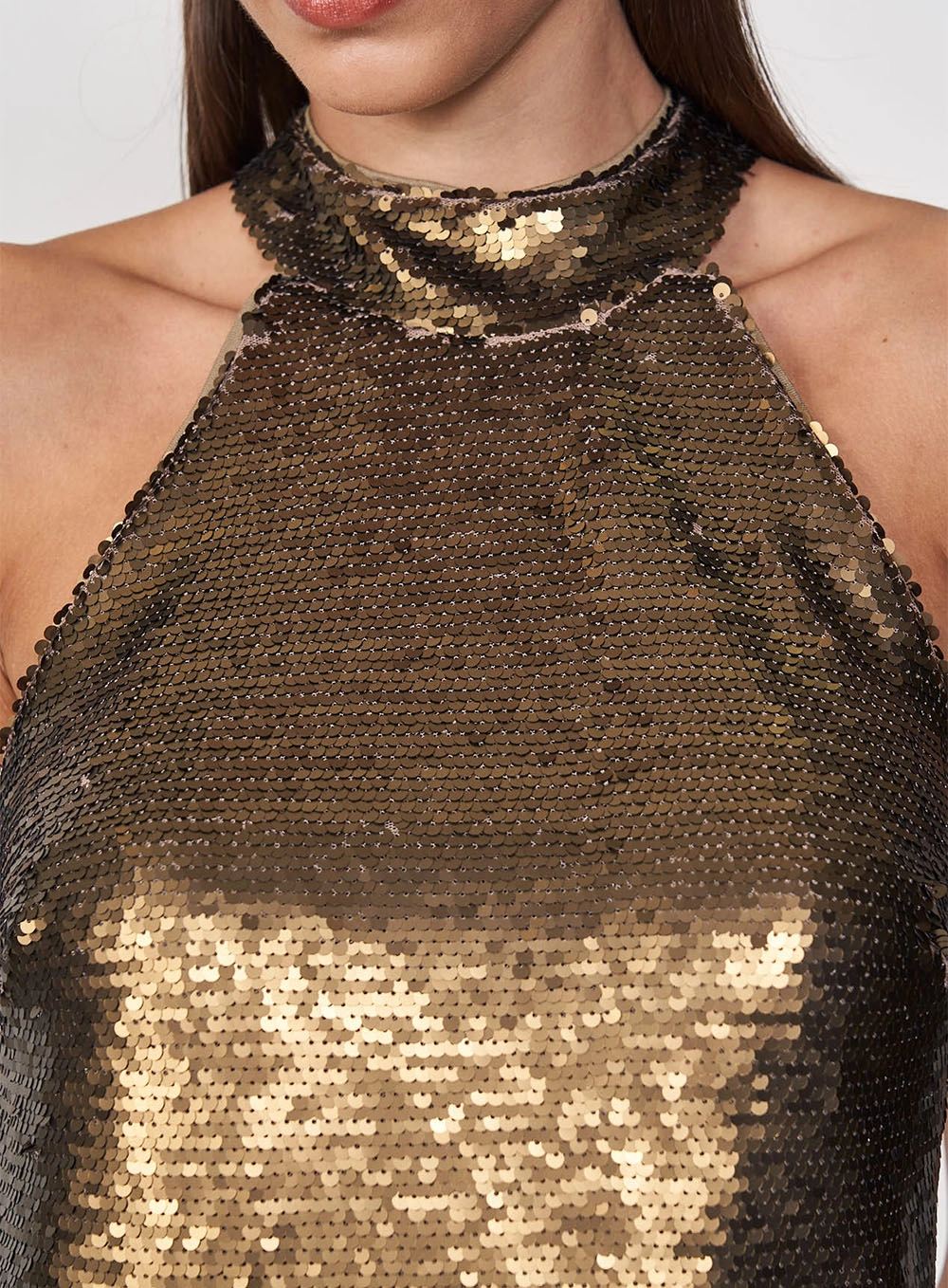 Vestido Com Aplicação De Paetê Dourado