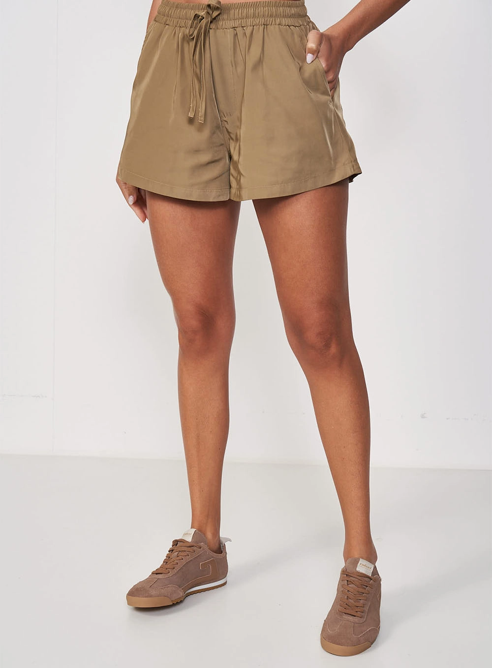 Short Fluido Terra Bege Misk