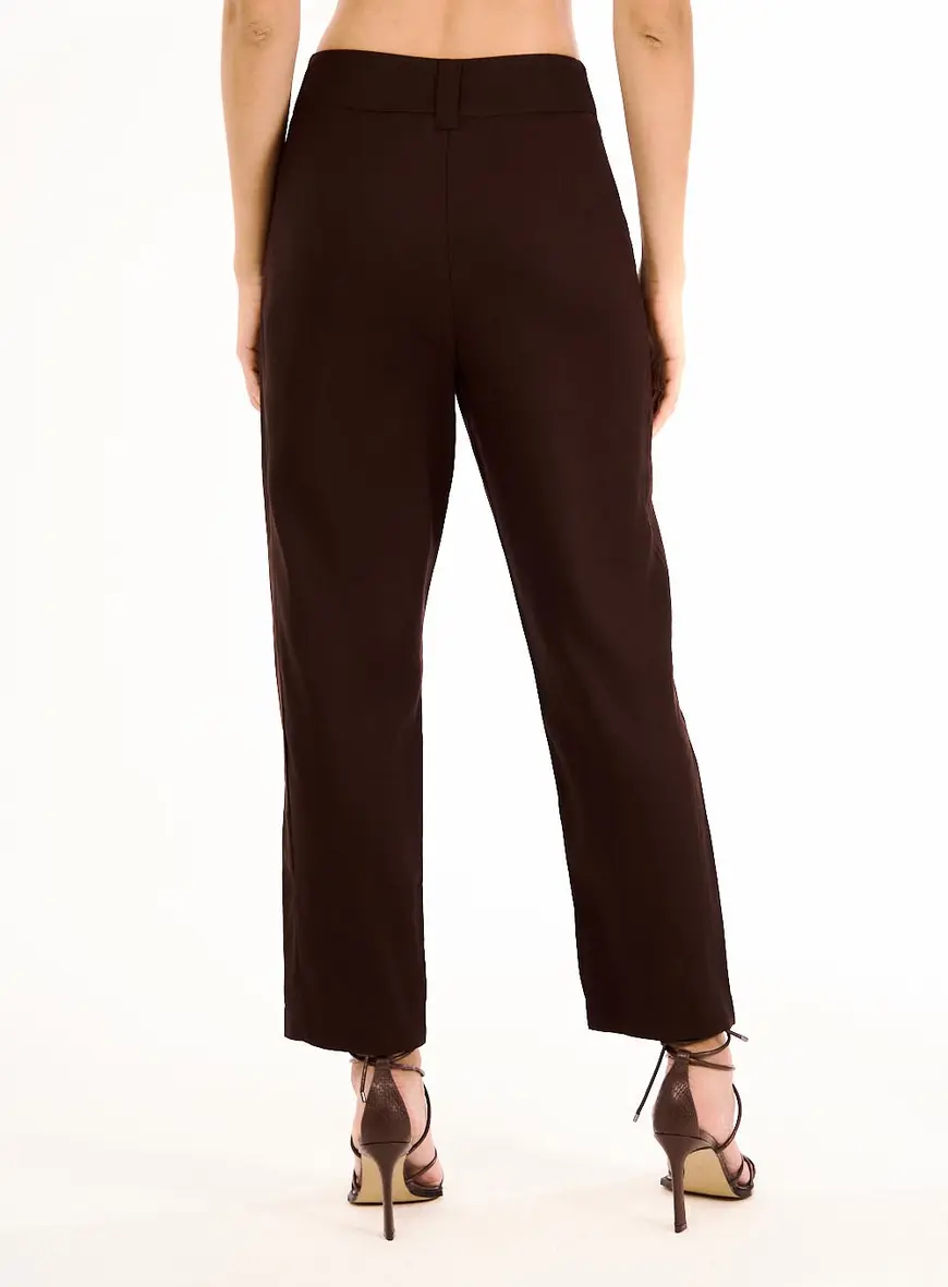 Calça Feminina Alfaiataria Linho Marrom 4