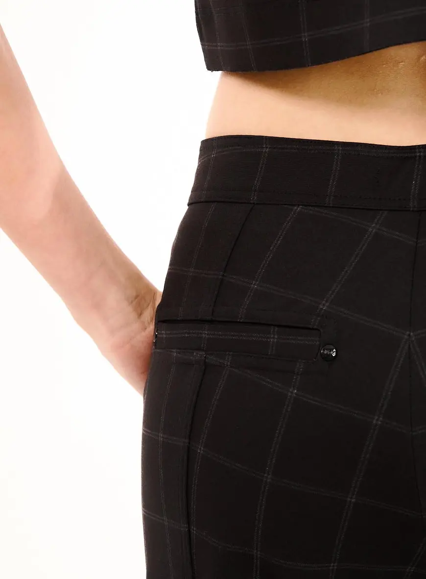 Calça Feminina Alfaiataria Xadrez Estampados 5