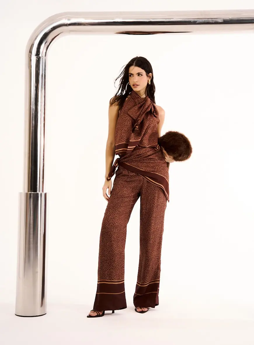 Calça Feminina Pantalona Com Estampa Mini Leopardo Estampados 1