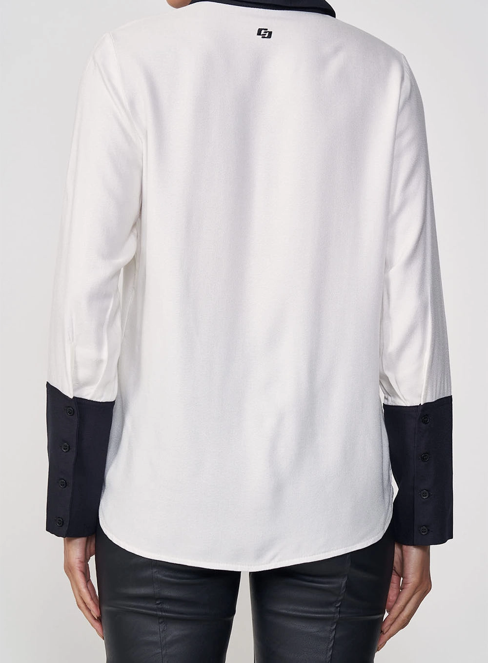 Camisa Feminina Essência Dual Off