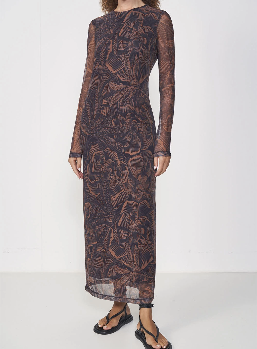 Vestido Tule Ondas Místicas Estampados