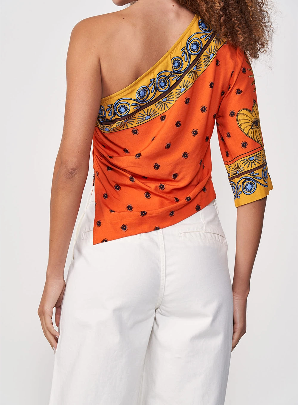 Blusa Assimétrica Estampada Uma Manga Estampados