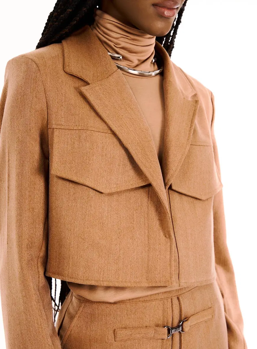 Blazer Feminino Cropped Alfaiataria Marrom 2