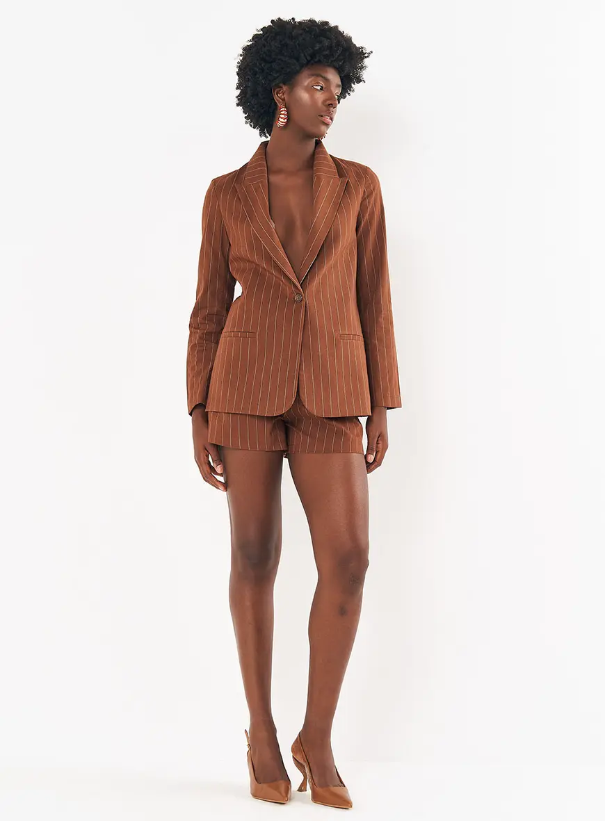 Blazer Feminino Alfaiataria Com Estampa Em Listras
