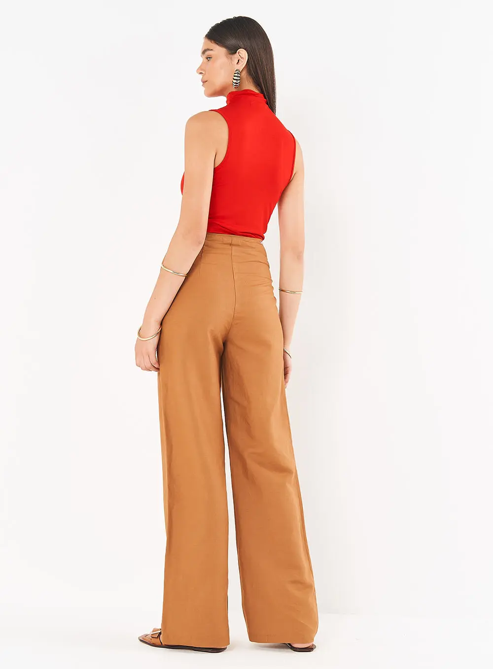 Blusa Feminina Reta Gola Alta E Sem Mangas Vermelho