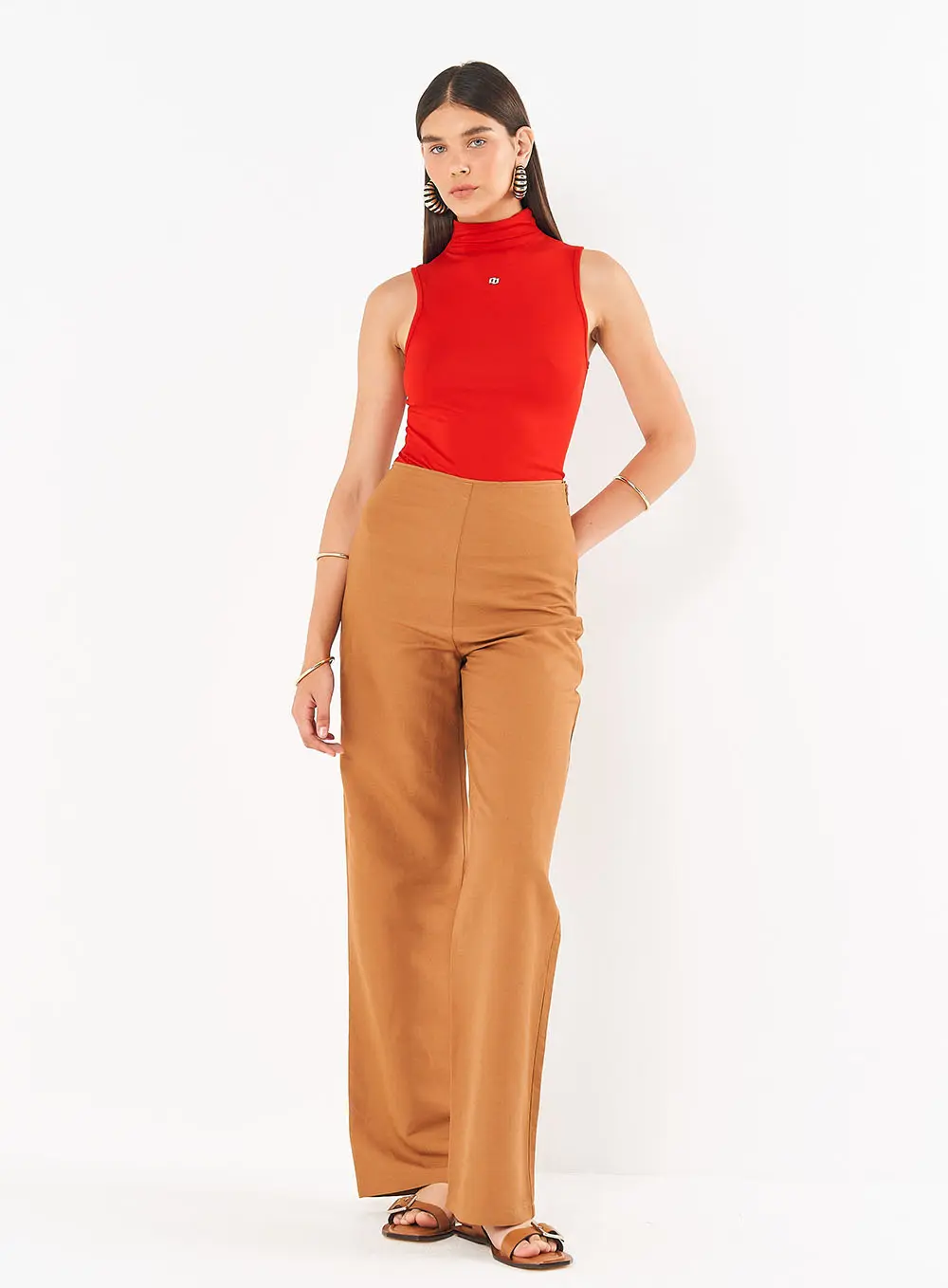 Blusa Feminina Reta Gola Alta E Sem Mangas Vermelho