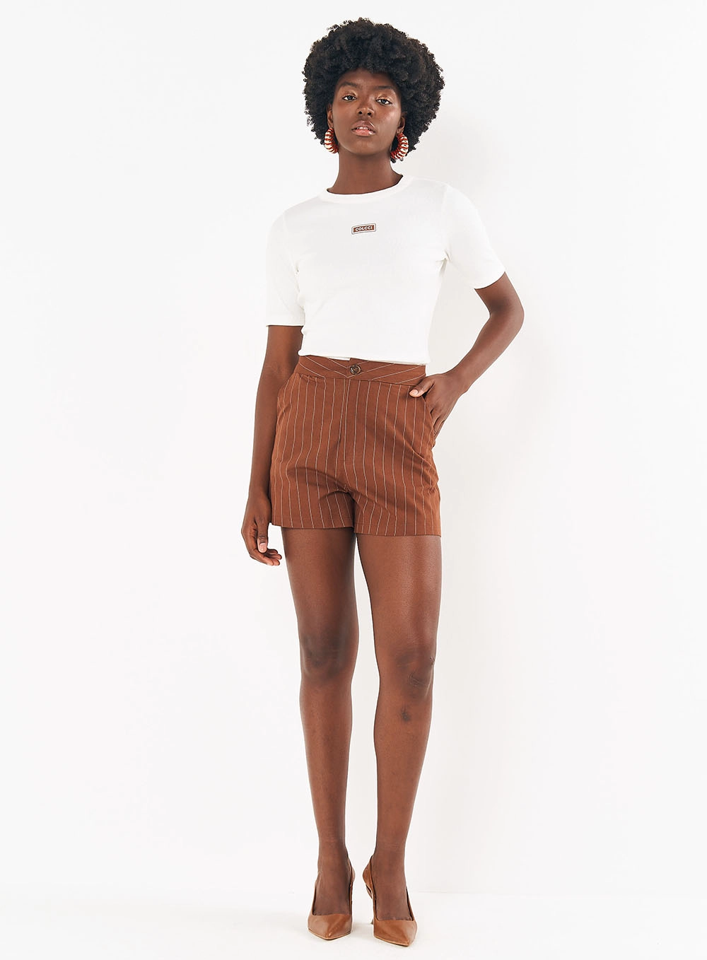 Blusa Reta Manga Curta Com Detalhe Em Logo Off Shell