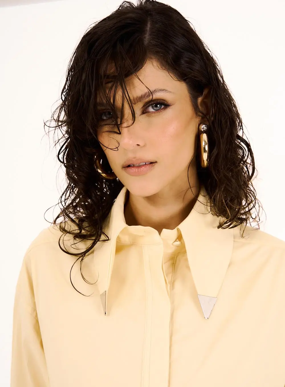 Camisa Feminina Alfaiataria Oversized Amarelo 2
