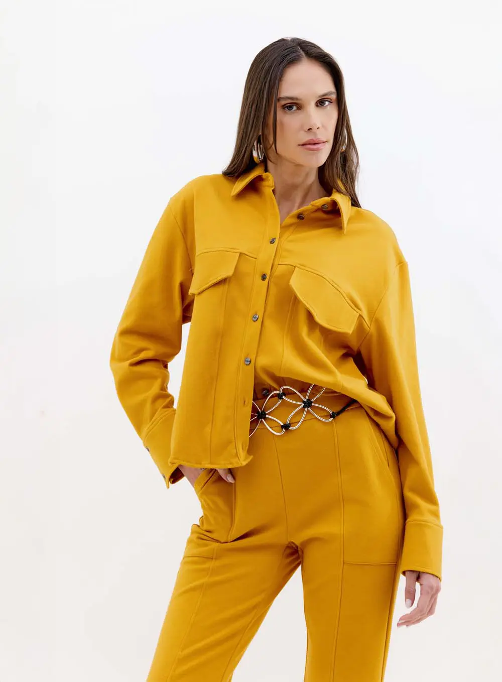 Camisa Oversized Bolso Fake Amarelo 4