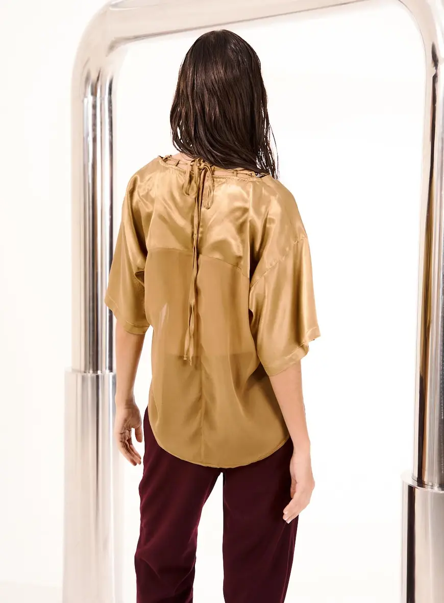 Blusa Feminina Cetim Corrente Rebel Marrom 3
