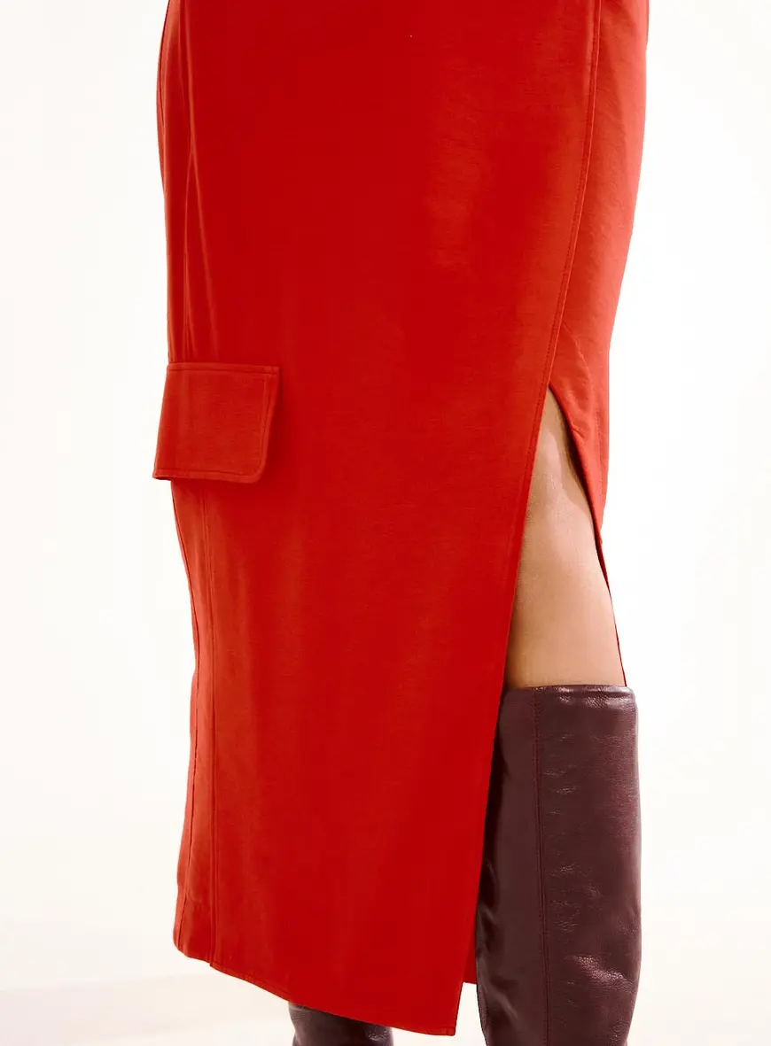 Saia Midi Com Fenda Vermelho 2
