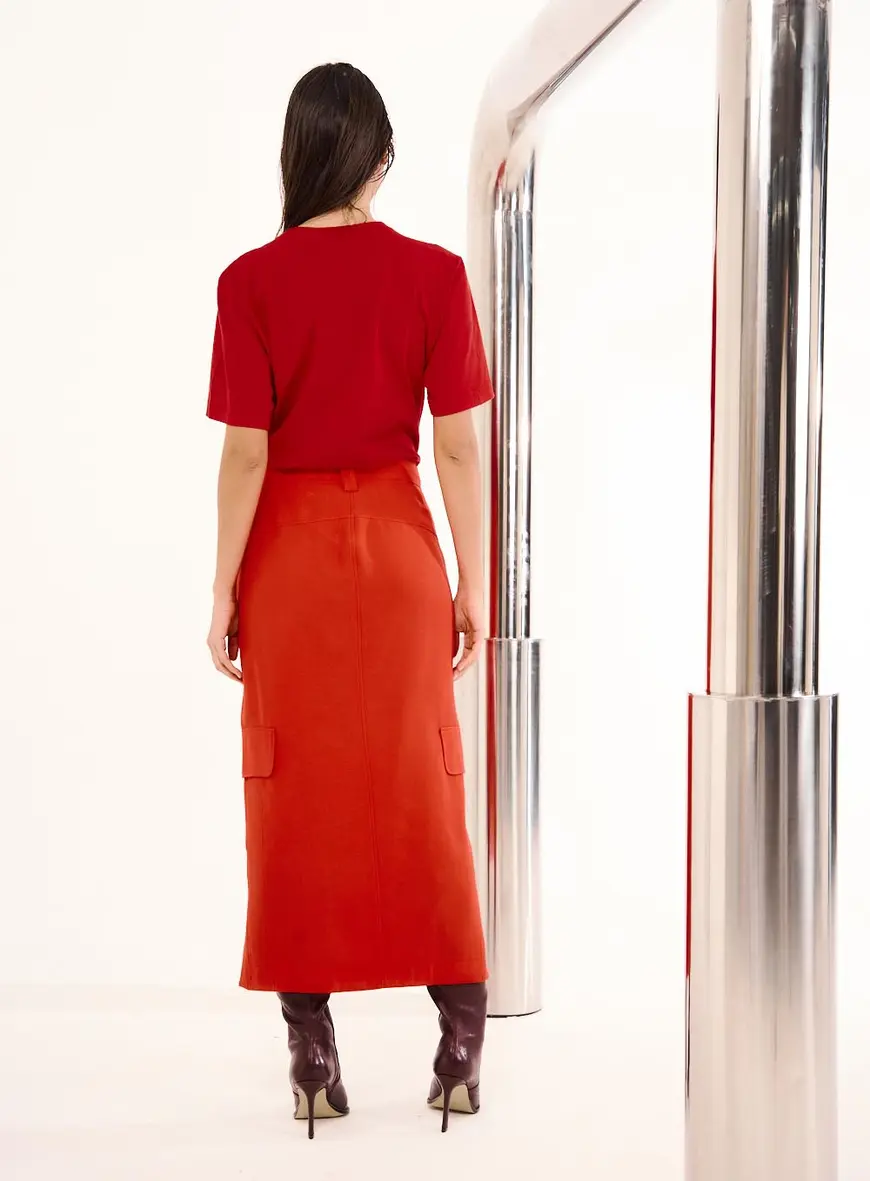 Saia Midi Com Fenda Vermelho 3