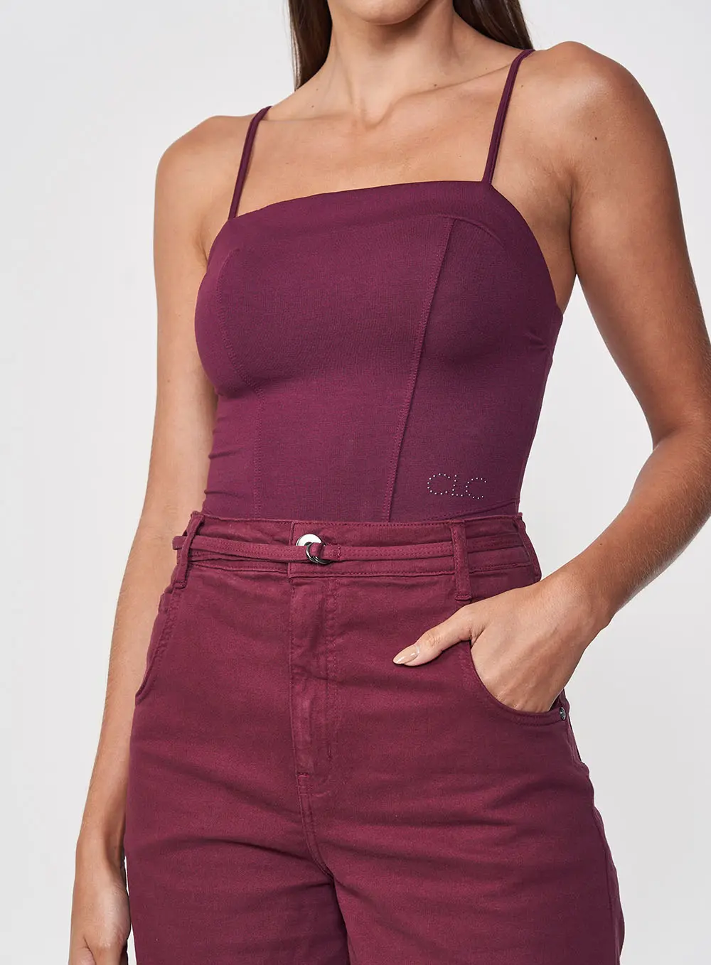 Blusa Feminina Slim Ajustada Alças Finas Bordô 1