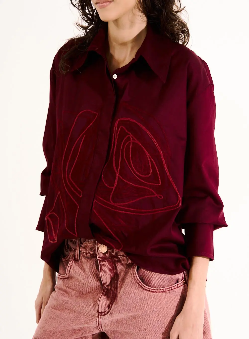 Camisa Feminina Bordada Basic Comfort Bordo 2