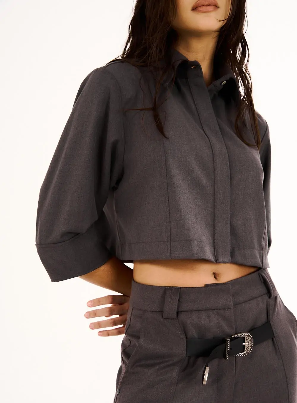 Camisa Feminina Loose Cinza 2