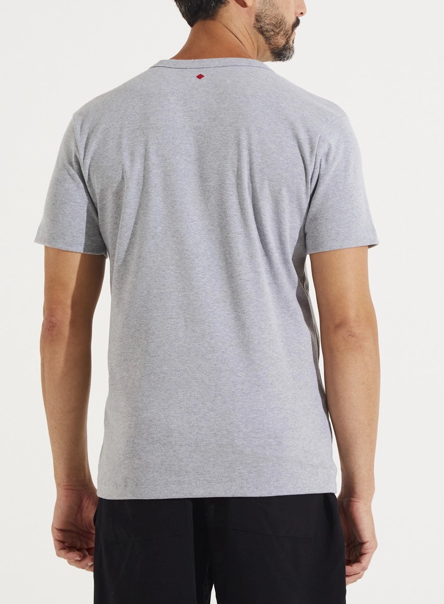 Camiseta Masculina Reta Canelada Manga Curta Cinza