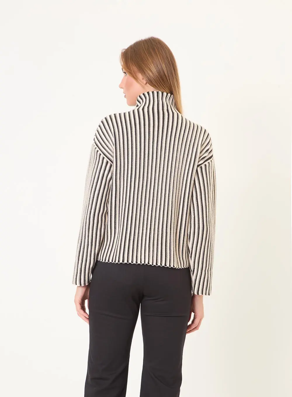 Casaco Feminino Listrado Tricô Estampados 1