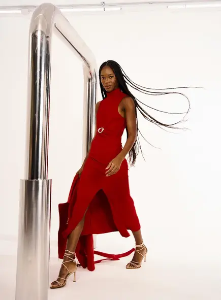 Vestido Canelado Com Fenda Frontal