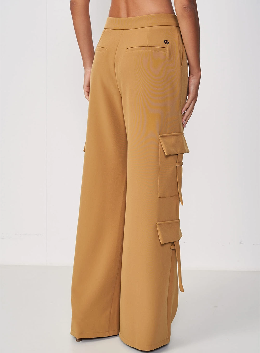 Calça Feminina Pantalona Cargo - Jade Marrom Ebbela