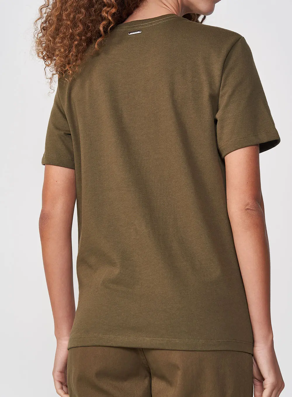 Camiseta Feminina Boy Estampada Com Aplicação Verde 2